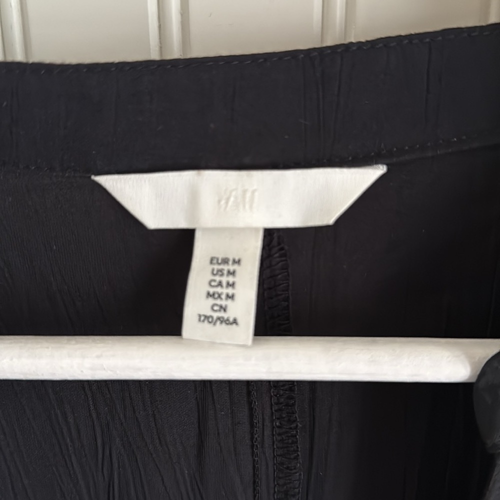 H&M Black Crinkled Tunic Dress - Picture 5 of 9